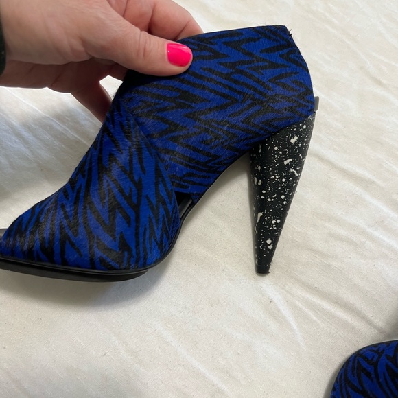Black and Blue proenza schouler heels - Picture 3 of 7